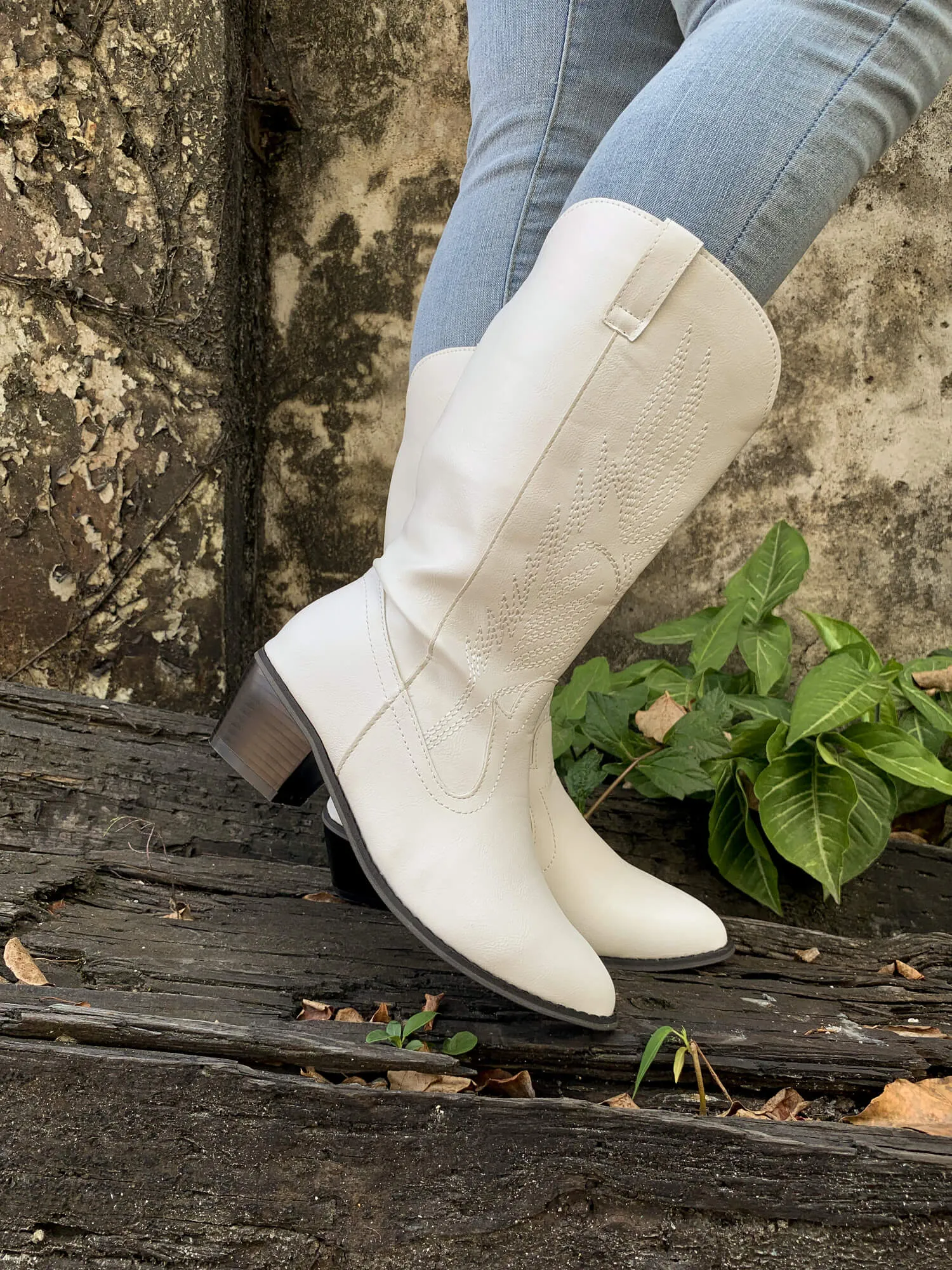 Angel Wing Embroidered Cowboy Comfy Heel Knee Boots - White