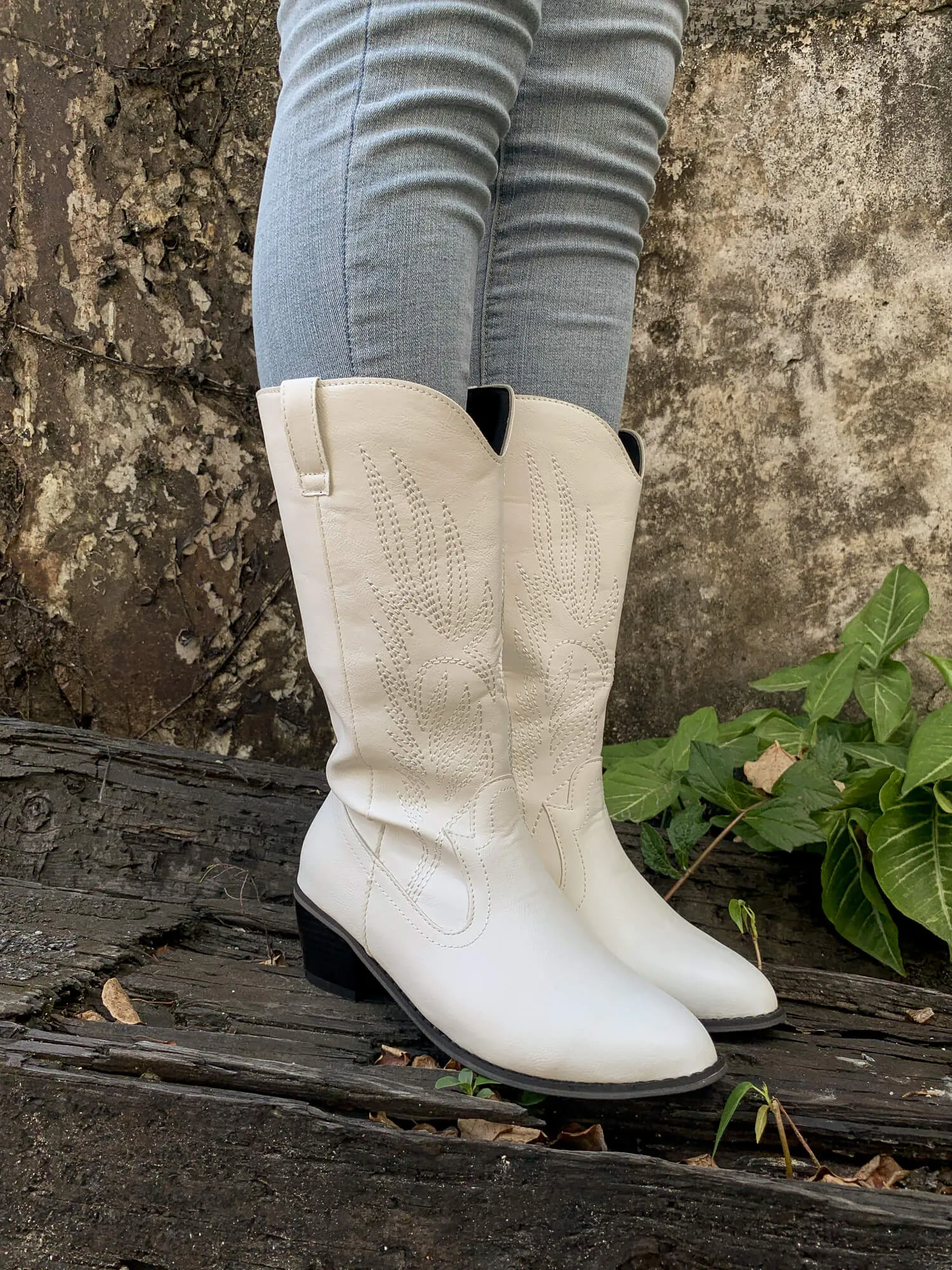 Angel Wing Embroidered Cowboy Comfy Heel Knee Boots - White