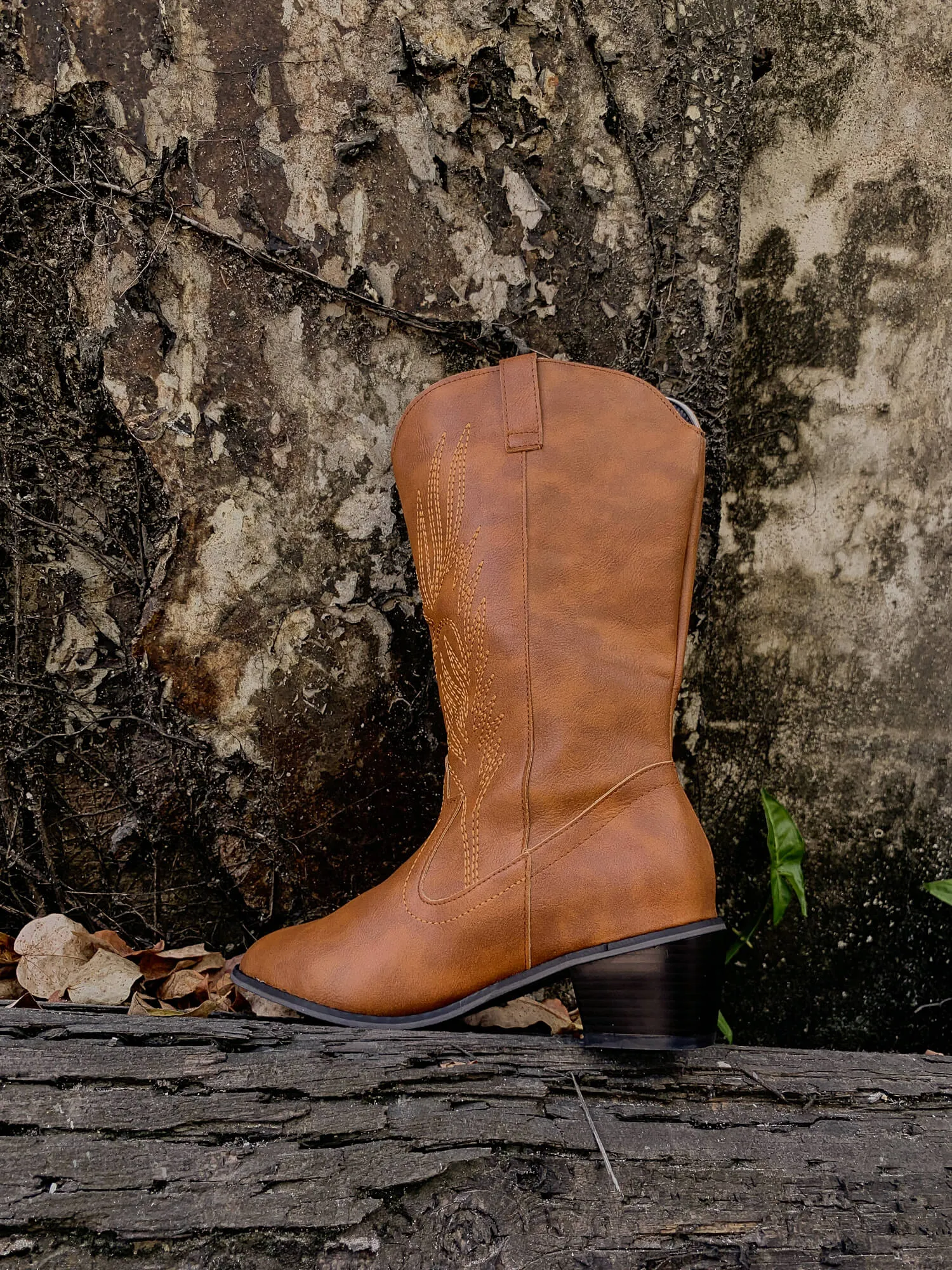 Angel Wing Embroidered Cowboy Heel Comfy Knee Boots - Brown