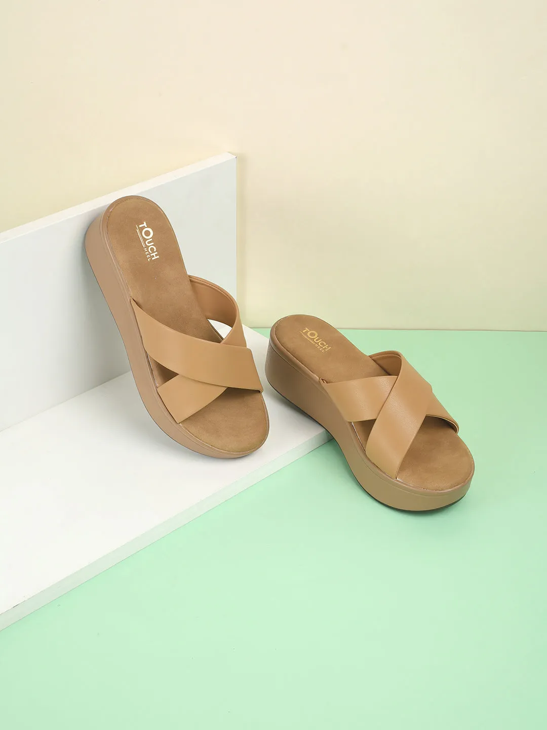 Arrow Cross Casual Women Sandals