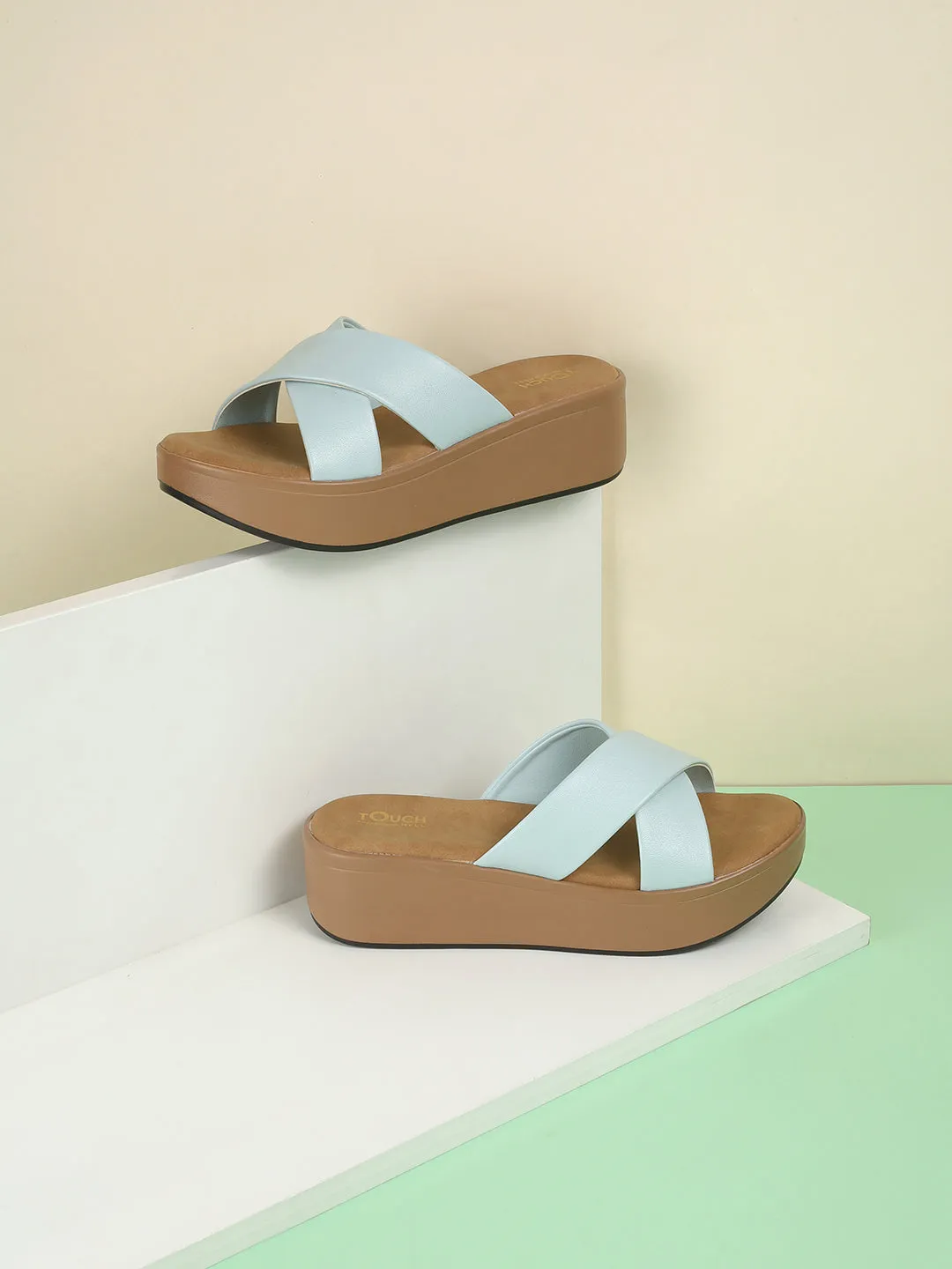 Arrow Cross Casual Women Sandals