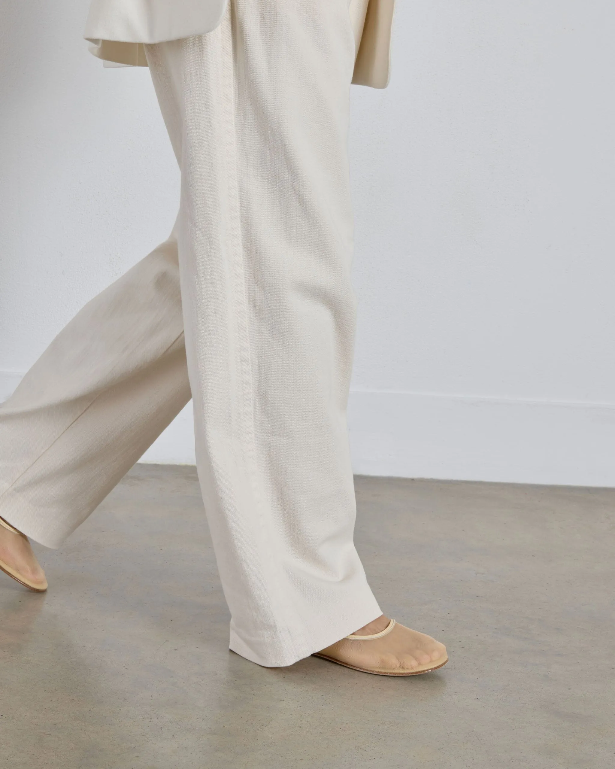 Balla Mesh, Crema