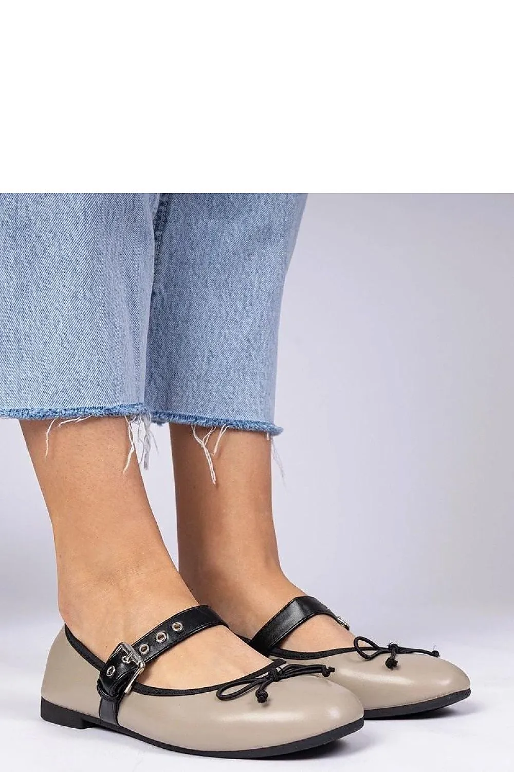 Ballet flats