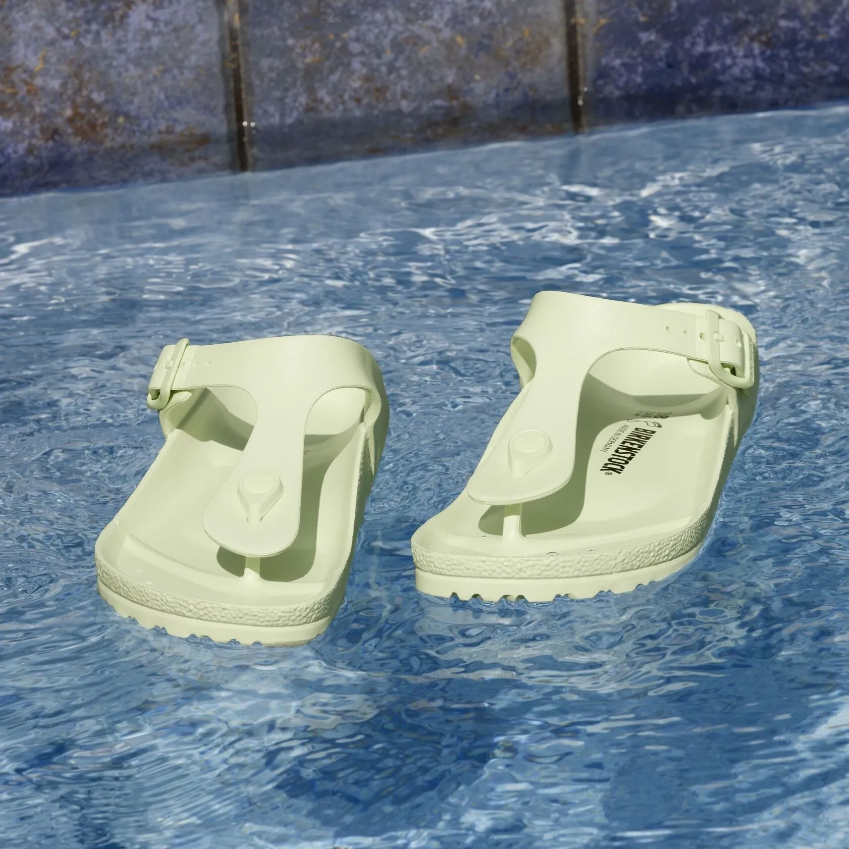 Birkenstock Gizeh EVA faded lime