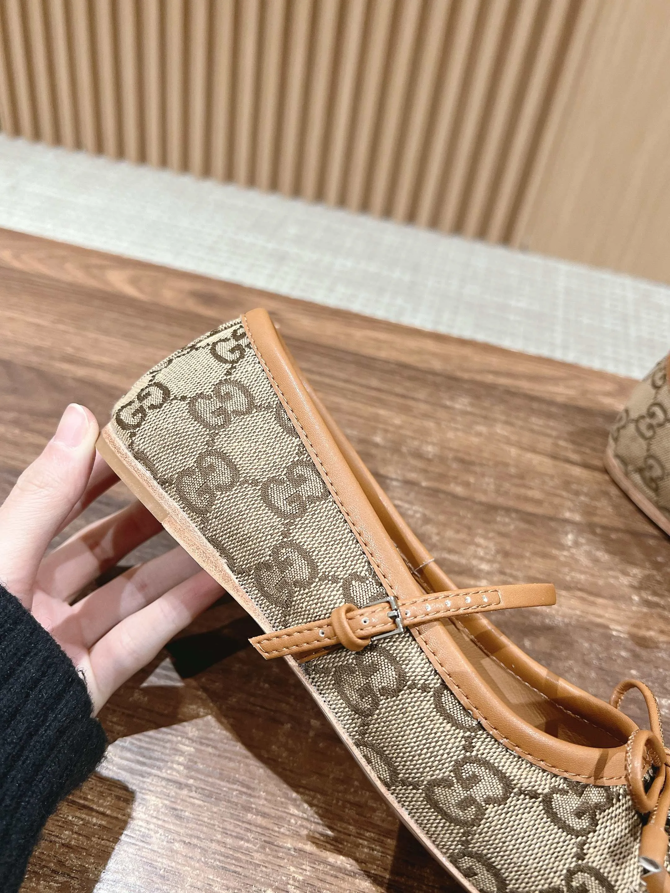 𝐆C Early Spring Resort Series Horsebit Ballet Flats
