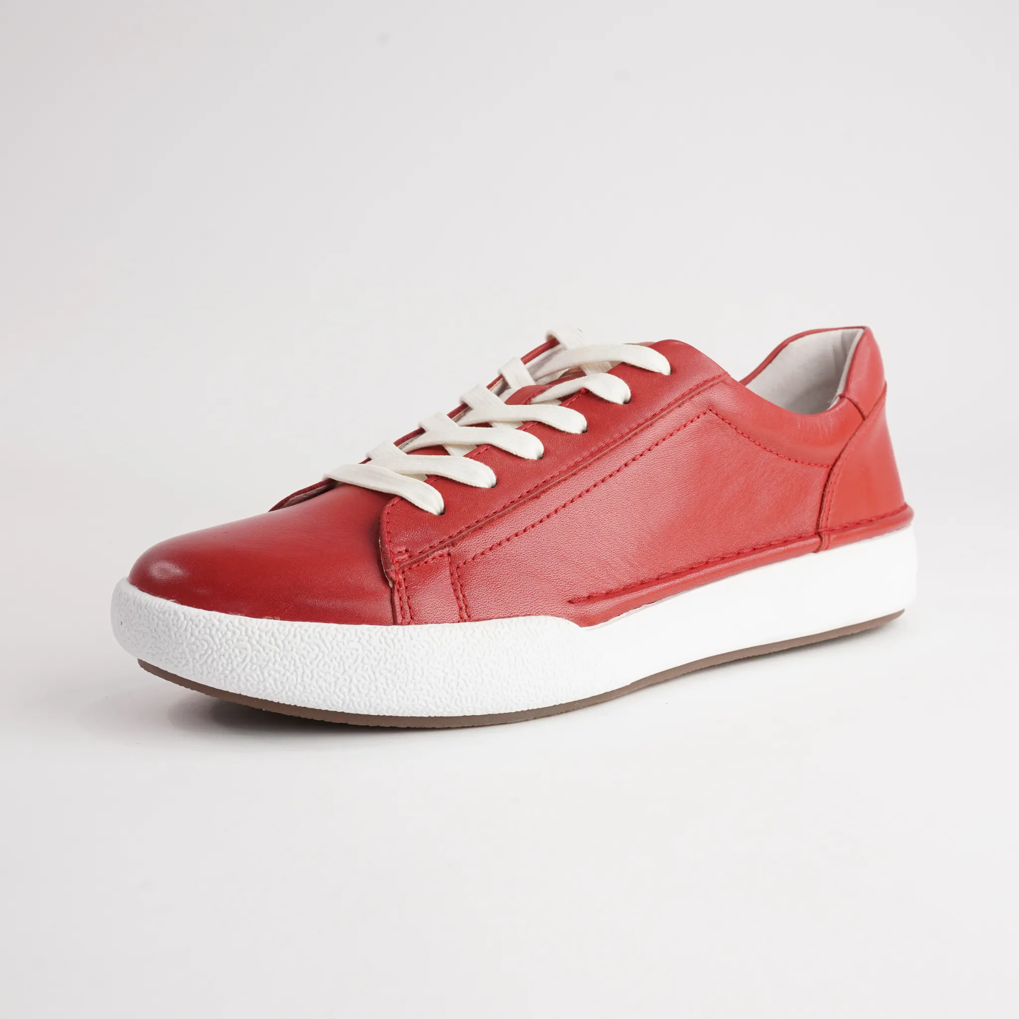 Claire 01 Rot Leather Sneakers