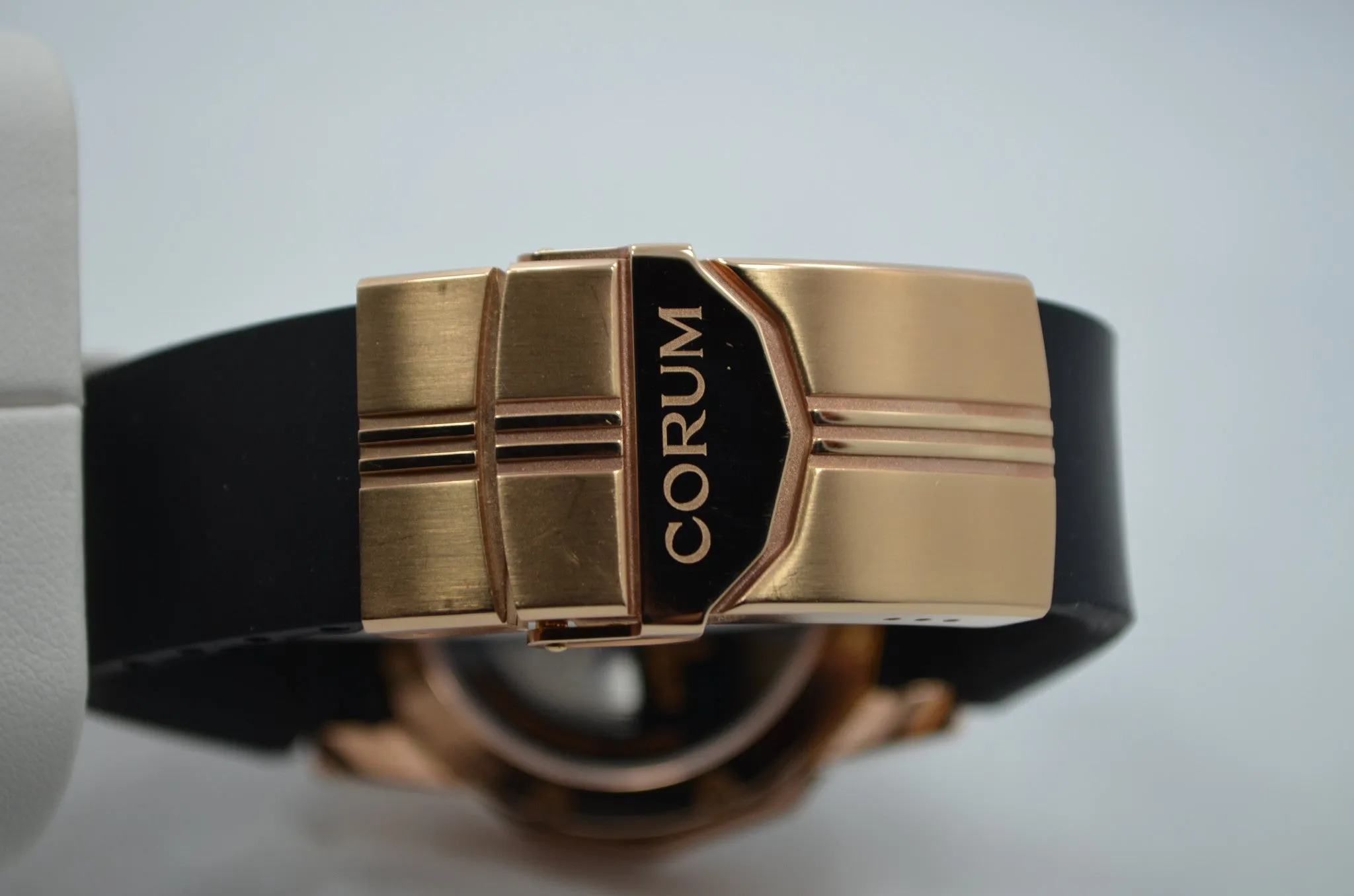 Corum Admirals Cup 985.671.55 18K Rose Gold Wristwatch