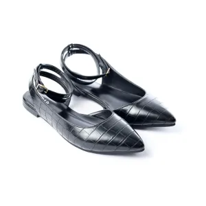 Crocodile-Embossed Ankle Flats