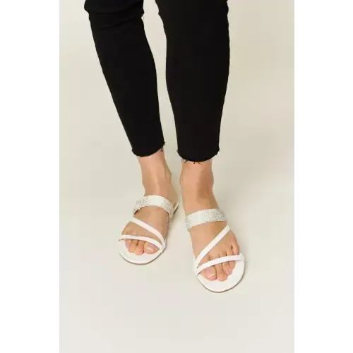 Dazzling Wild Diva Rhinestone Strappy Flat Sandals