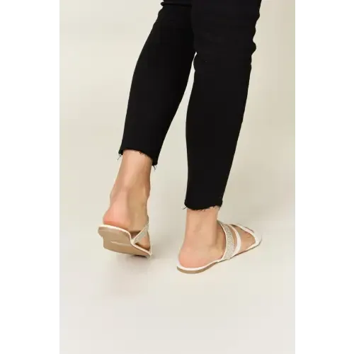 Dazzling Wild Diva Rhinestone Strappy Flat Sandals
