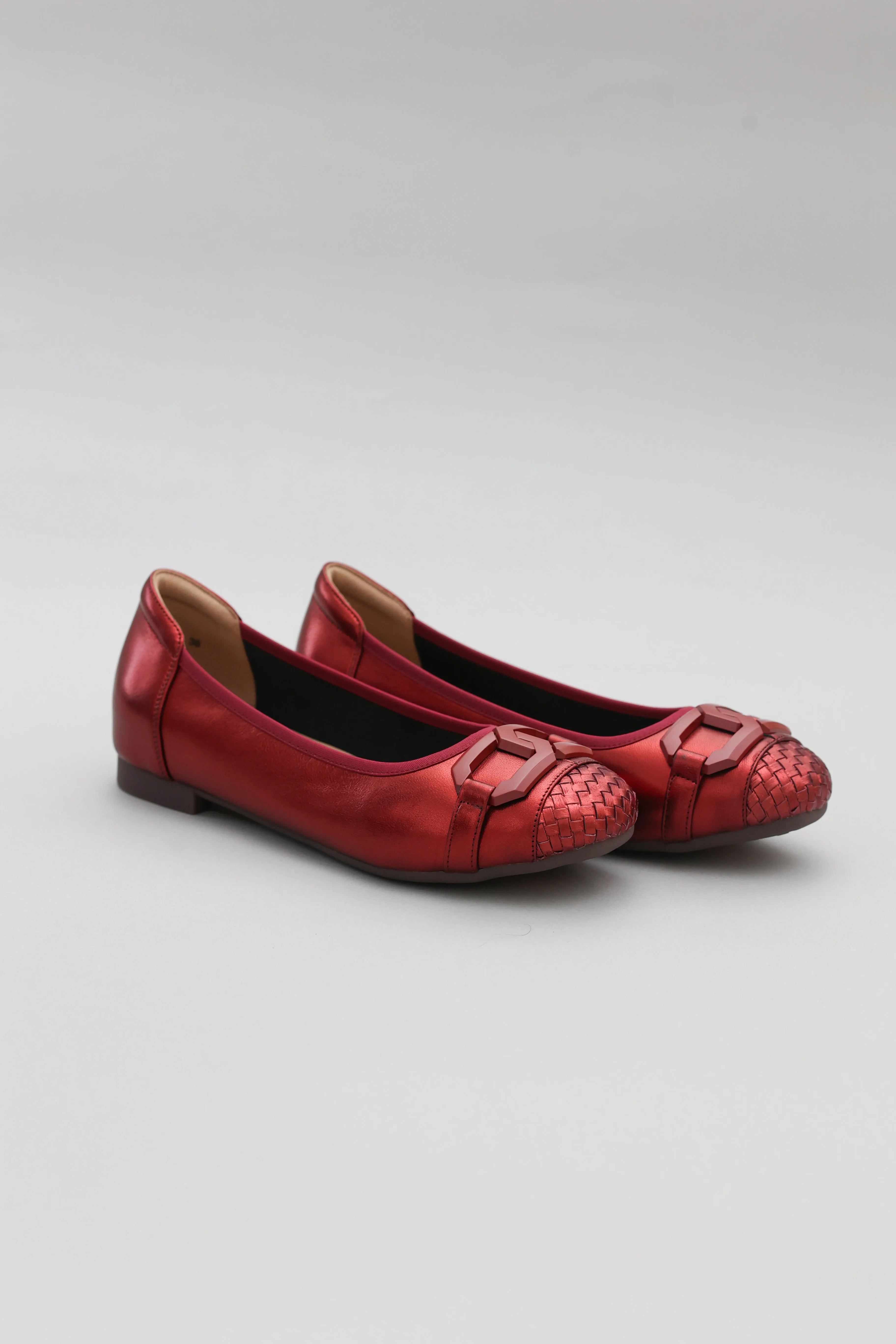 Elena Flats