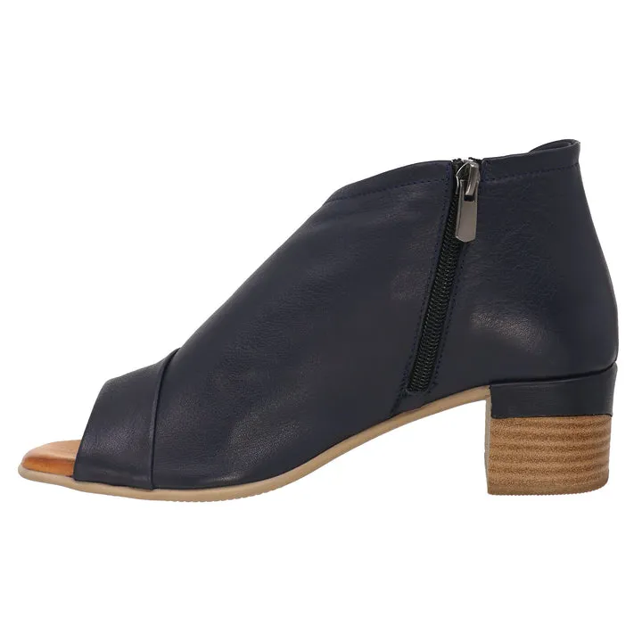 Evr Gia Leather Sandal