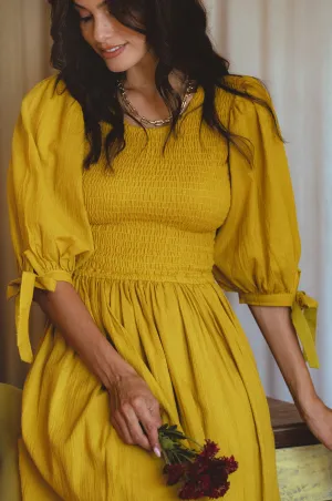 Freya Smocked Linen Midi Dress - Amber