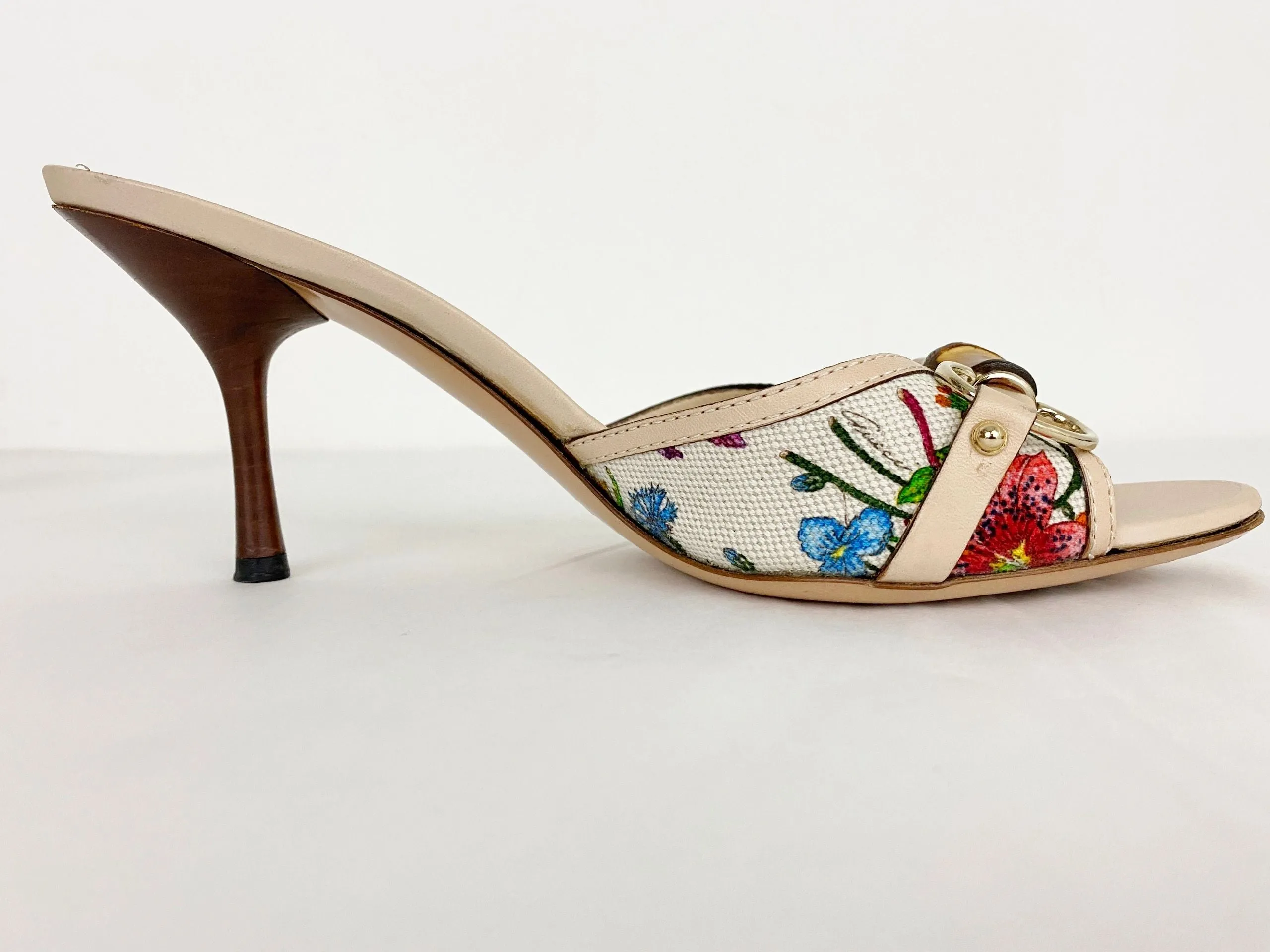 Gucci Floral Bamboo Mules Size 38.5 It (8.5 Us)