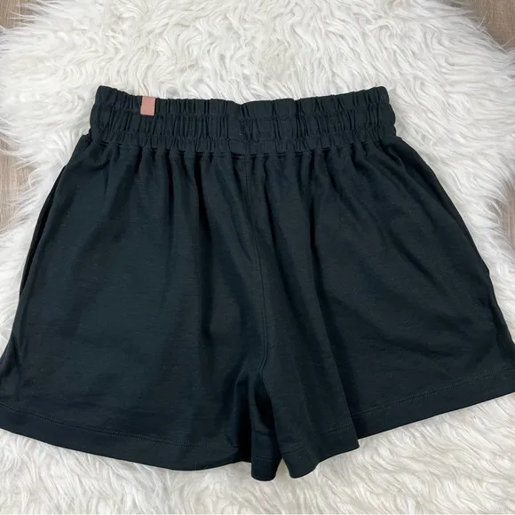 NEW Lunya high rise Pima cotton shorts