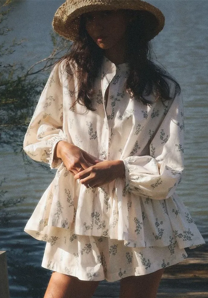 Playful Puff Sleeve Ruffled Top and Printed Shorts Two-Piece Set for Trendy Summer Style