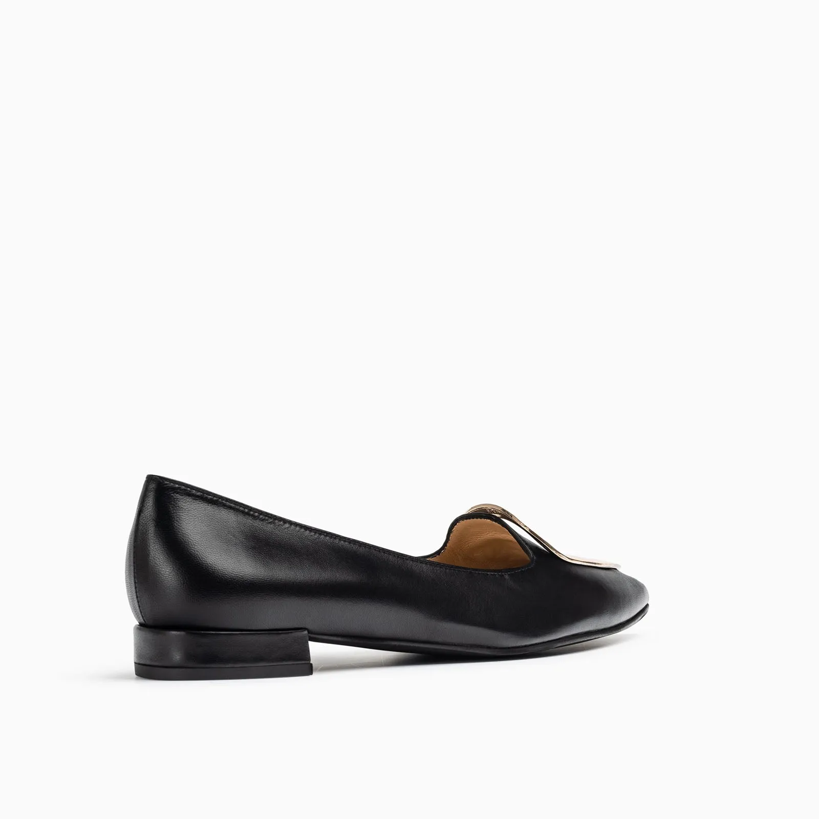 Reina Flat