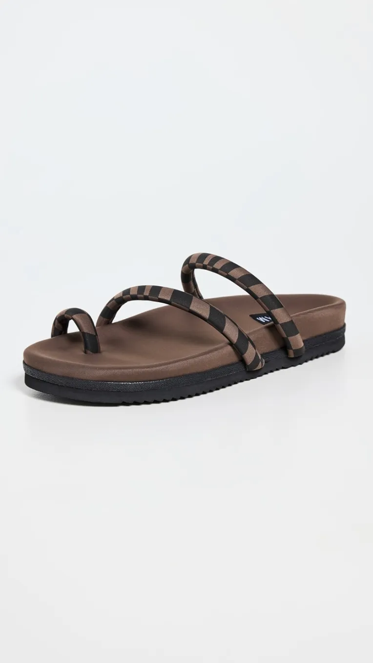 ROAM: ORBIT SANDAL