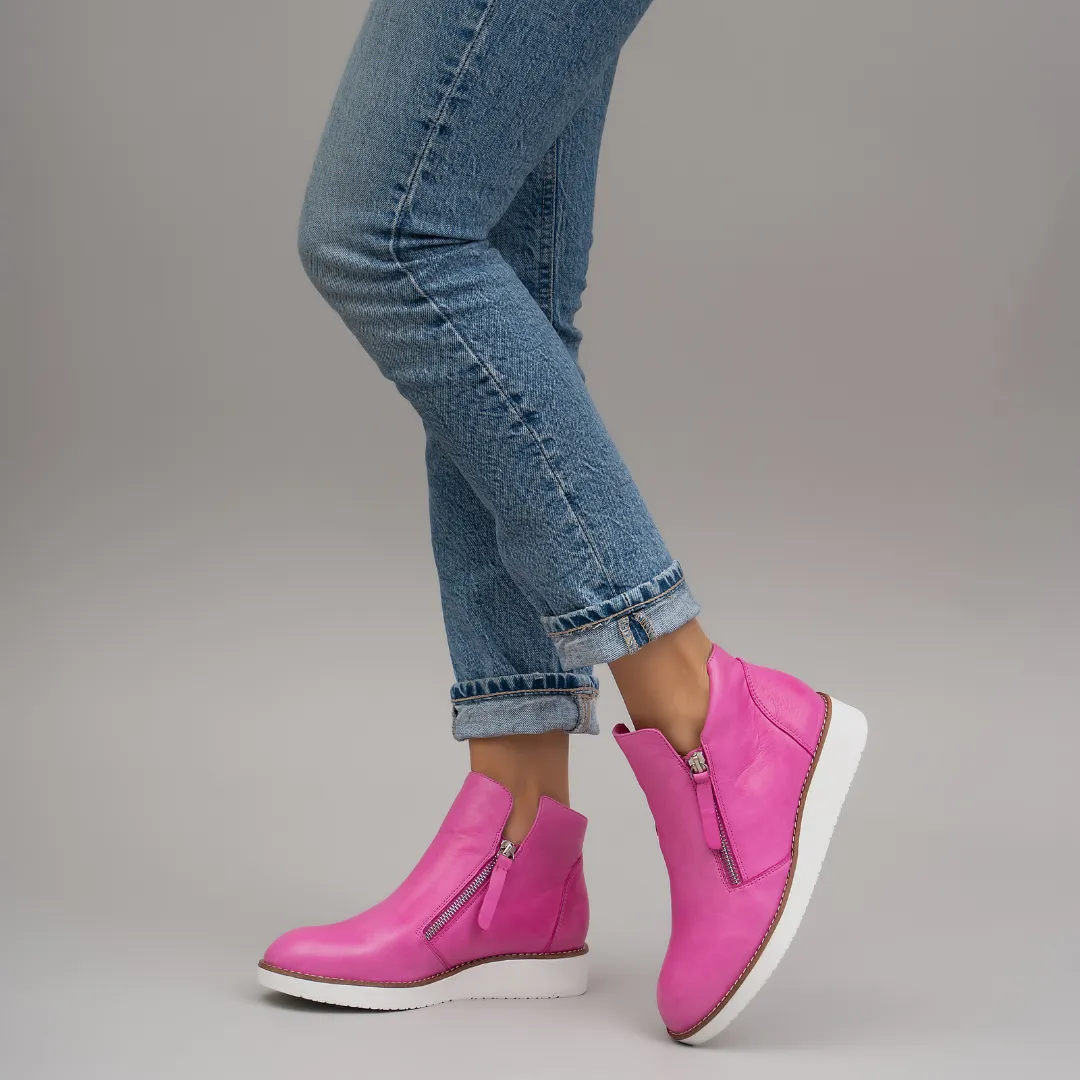 RONNIE - Hot Pink