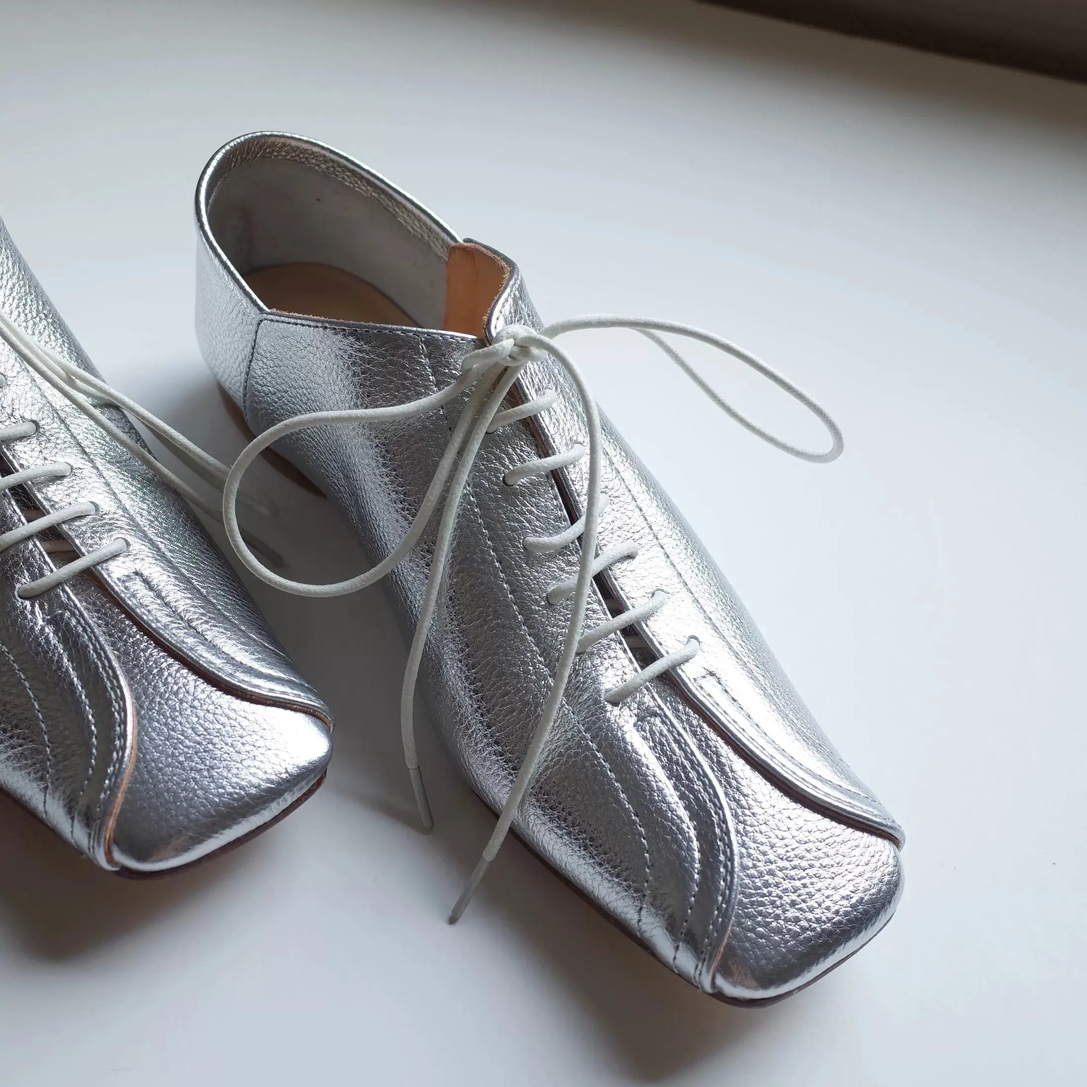Silver Textured Leather Lace-Up Derby Shoes