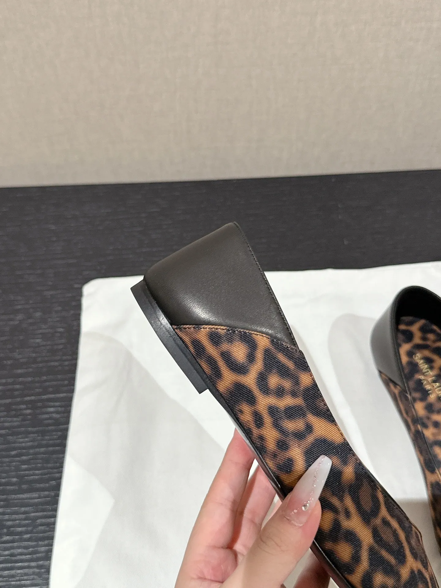 SL NOUR LEOPARD POINTED TOE BALLET AMBER CANVAS