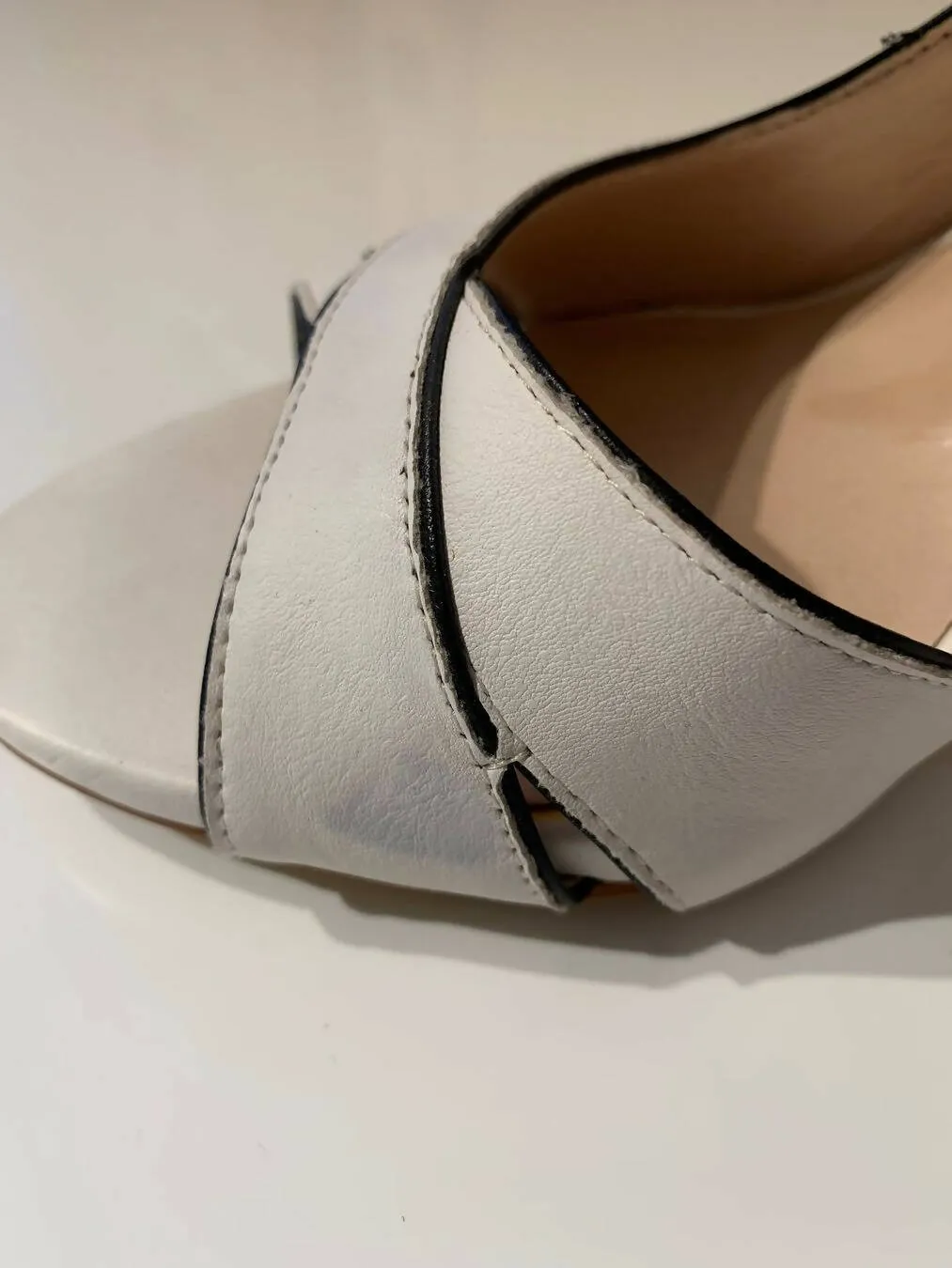 Stiletto weiss