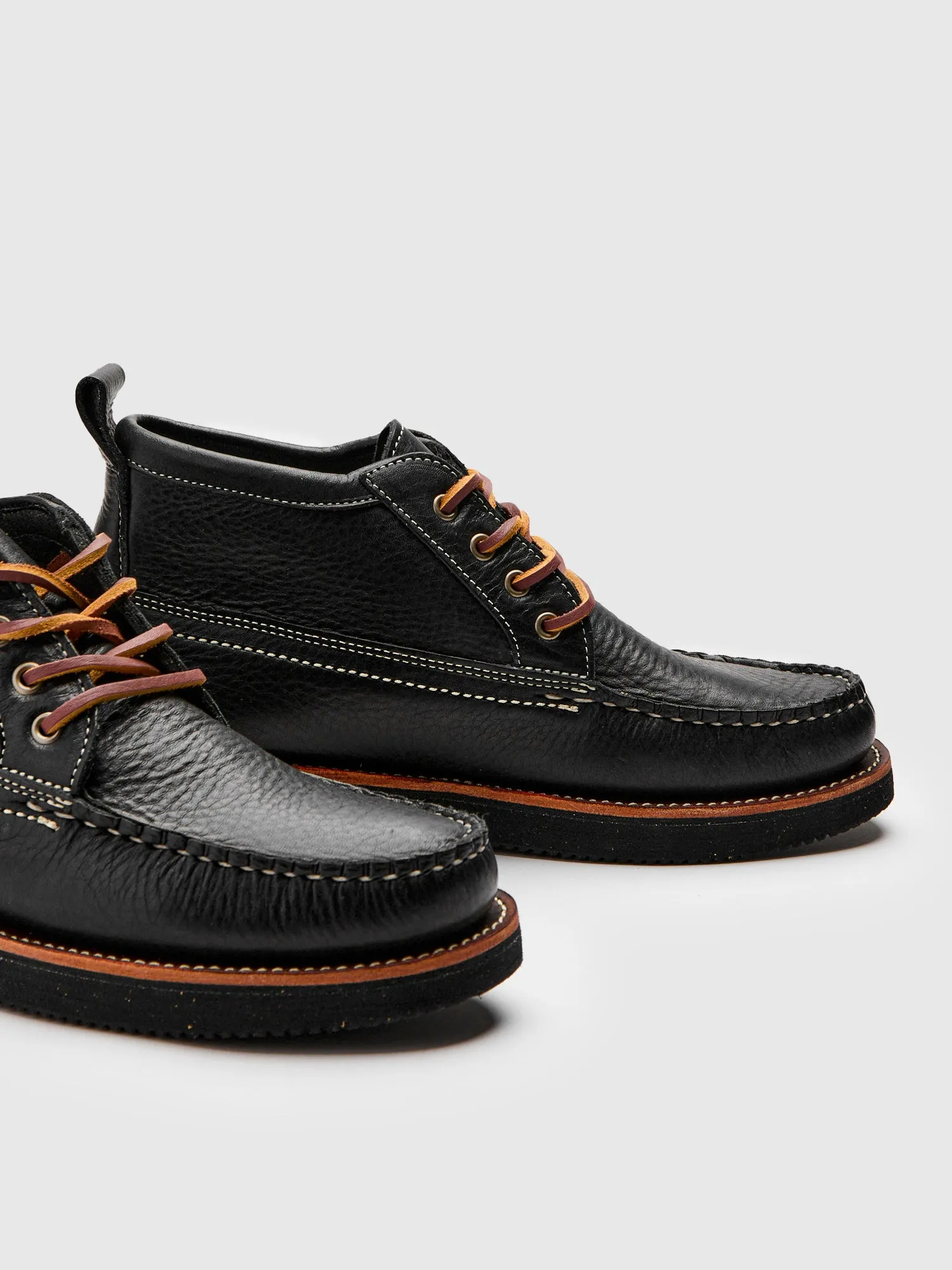 Trailside Chukka Boot in Black Grizzly