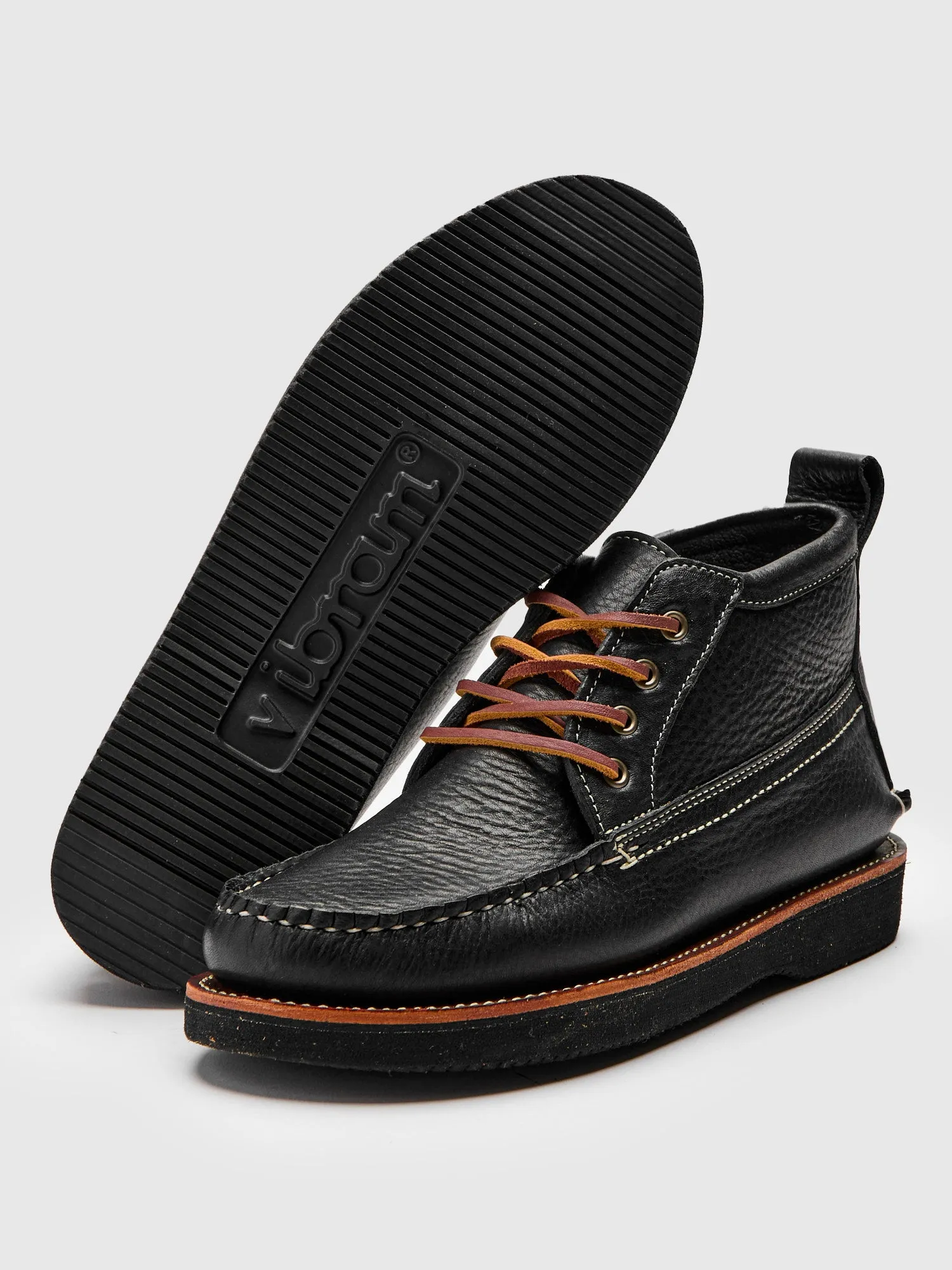 Trailside Chukka Boot in Black Grizzly