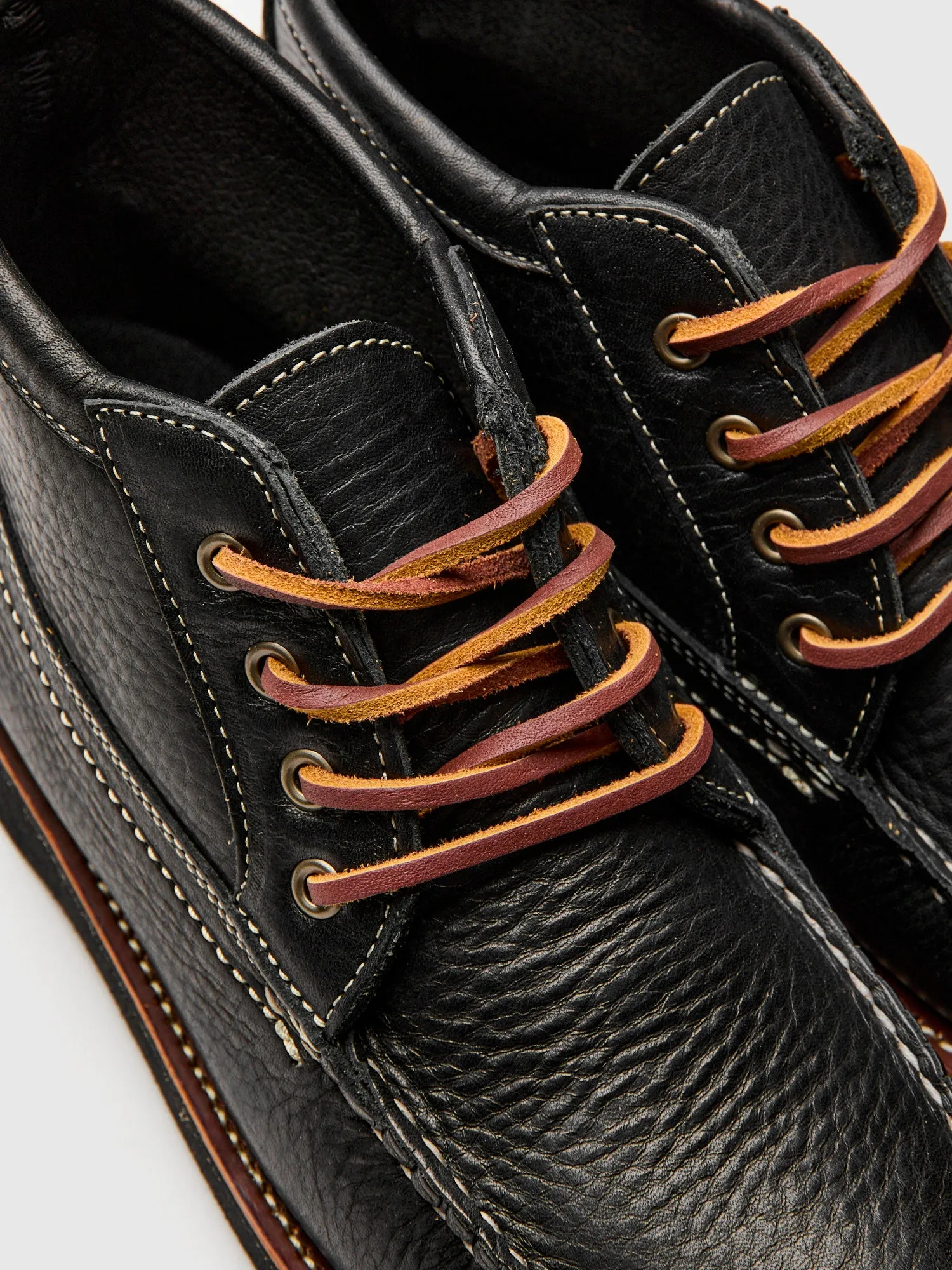 Trailside Chukka Boot in Black Grizzly