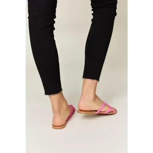 Wild Diva Crisscross Pink Open Toe Sandals for Summer Chic