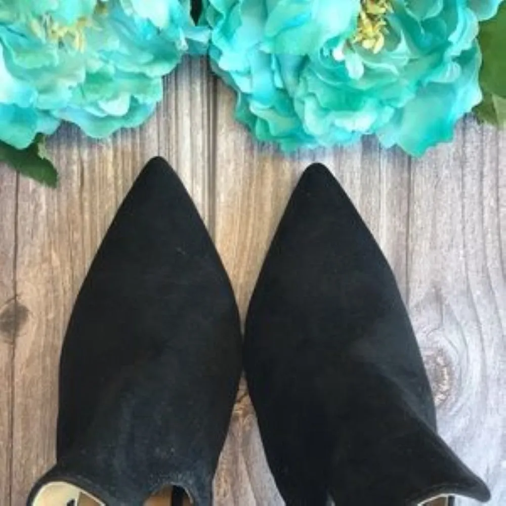 WILD PAIR Carlita Black Mules 6M