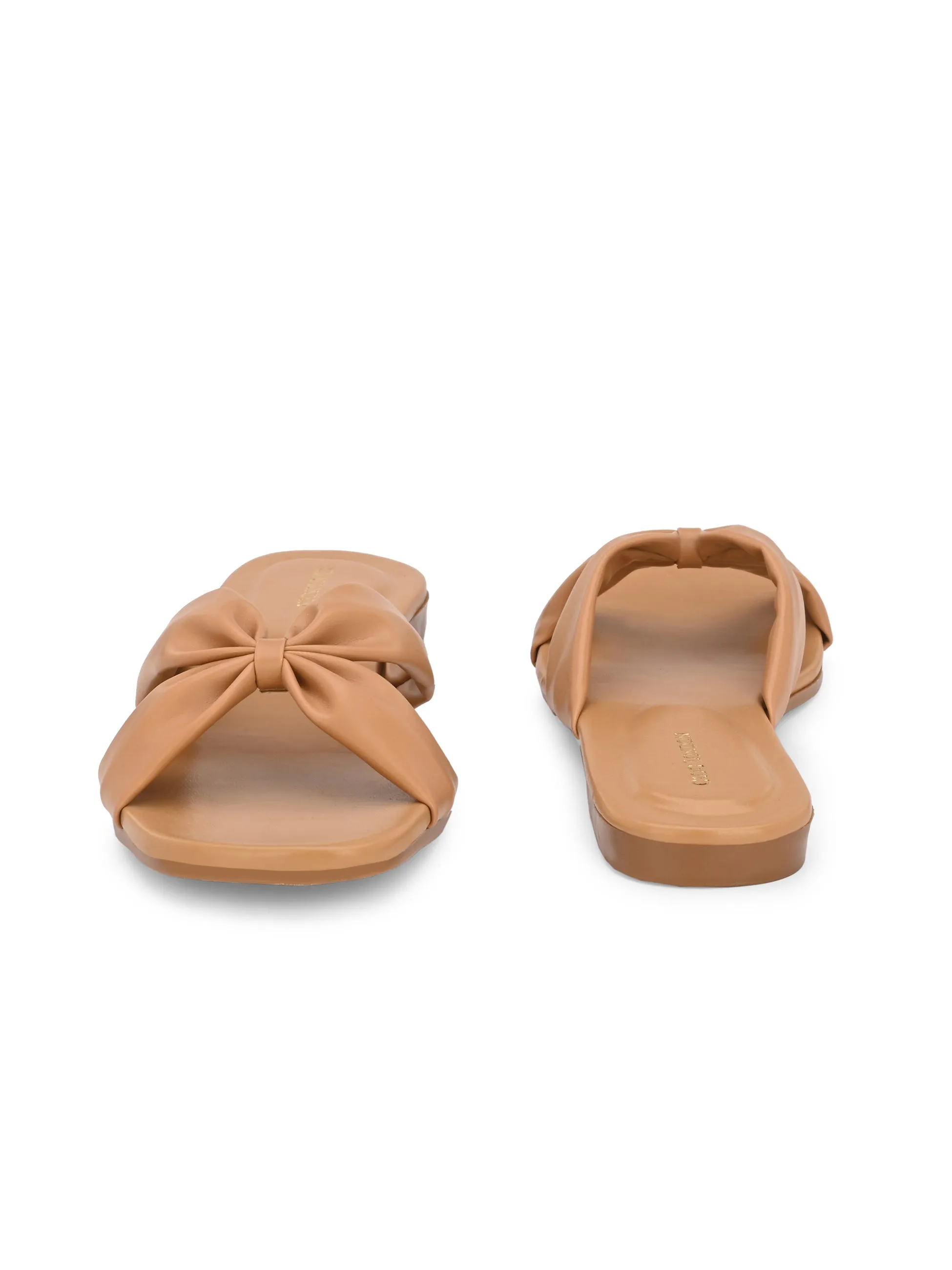 Women flats