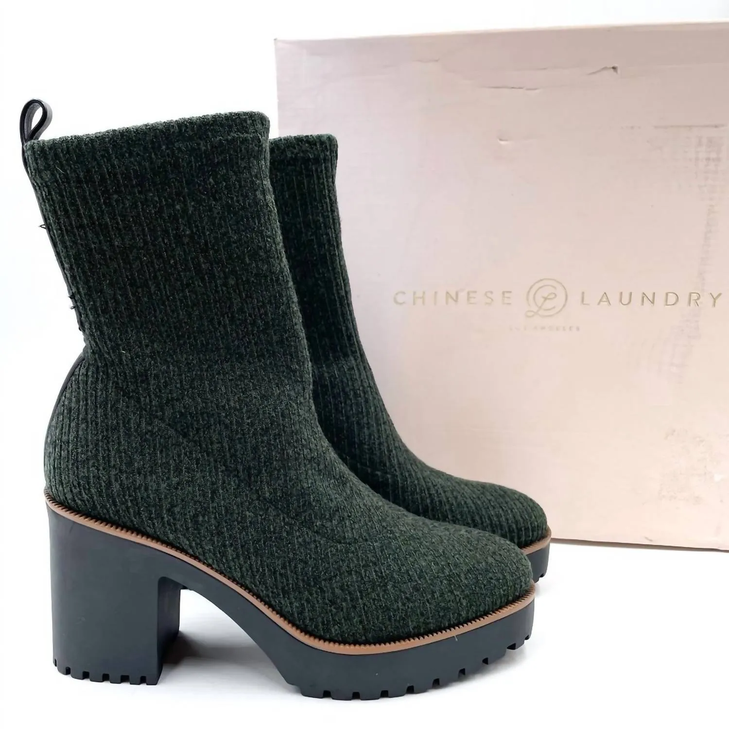 Women's Garvey Knit Boots In Olive